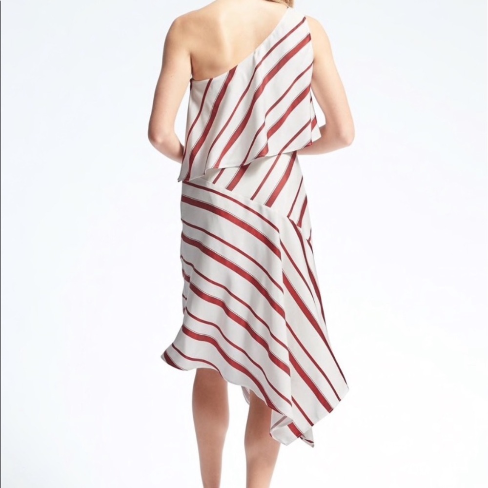 Banana Republic Asymmetric Dress - Picture 3 of 6